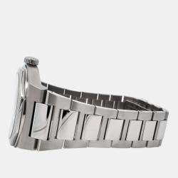 Pre Owned Girard Perregaux Laureato 81015-11-001-11A Automatic Skeleton Stainless Steel Men's Wristwatch 42 mm