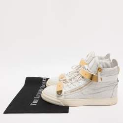 Pre Owned حذاء رياضي جوسيبي زانوتي كوبي مرتفع من أعلى جلد أبيض منقوش مثل جلد التمساح مقاس 43