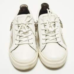 مملوكة مسبقًا Giuseppe Zanotti Frankie Size 40 White Leather Low Top Sneakers