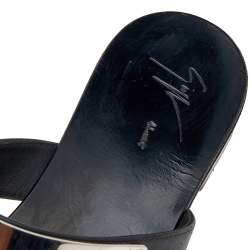 Pre Owned Guiseppe Zanotti Black Leather Slide Sandals Size 41.5