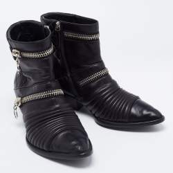 Pre Owned Giuseppe Zanotti Black Quilted Leather Olinda Zipper Detail Moto Biker Ankle Boots Size 43