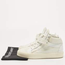 مملوكة مسبقًا Giuseppe Zanotti White Python Embossed and Leather Coby High Top Sneakers Size 41