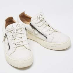 Pre Owned Giuseppe Zanotti White Python Embossed Leather Low Top Sneakers Size 40