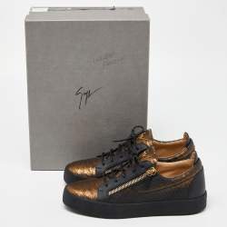 Pre Owned Giuseppe Zanotti Black/Gold Low Top Sneakers Size 43