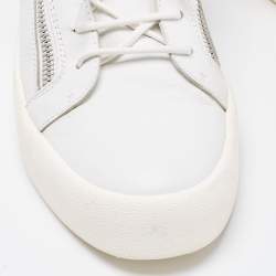 Giuseppe Zanotti White/Black Nubuck and Leather Double Zip Low Top Sneakers Size 45