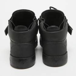مملوكة مسبقًا Giuseppe Zanotti Black Matte Leather High Top Sneakers 44