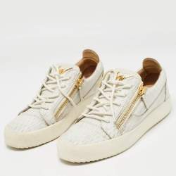مملوكة مسبقًا Giuseppe Zanotti White Croc Embossed Leather Double Zip Low Top Sneakers Size 43