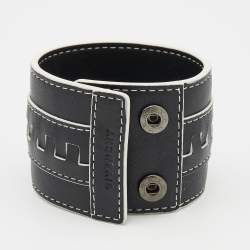 Pre Owned Givenchy Monochrome Leather Wrap Bracelet