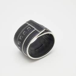Pre Owned Givenchy Monochrome Leather Wrap Bracelet