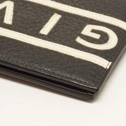 Pre Owned Givenchy Logo Black Leather Bifold Wallet