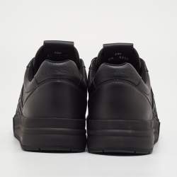 مملوكة مسبقًا حذاء رياضي جيفنشي G4 جلد أسود بارز الشعار بعنق منخفض مقاس 42.5