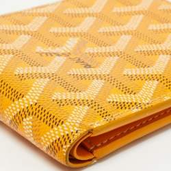 مملوكة مسبقًا Goyard Yellow Goyardine Coated Canvas Victoire Bifold Wallet
