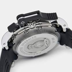 مملوكة مسبقًا ساعة يد رجالة غراهام كرونوفايتر دايفر ديت 20VEV.U05A.K41B مطاط وستانلس ستيل سوداء كبيرة 47 مم