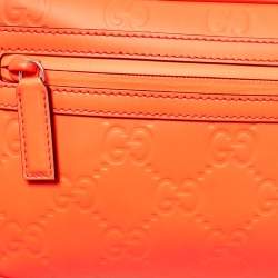 مملوكة مسبقًا Gucci Neon Orange Rubber Effect Guccissima Leather Small Belt Bag