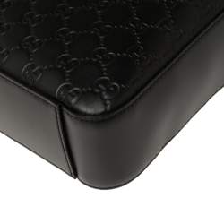 Gucci Black Guccissima Leather Messenger bag