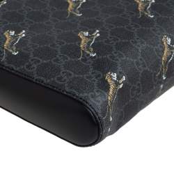 Gucci Black Tiger Print GG Supreme Messenger Bag
