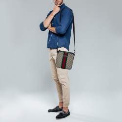 Gucci Beige & lilac GG supreme canvas flat messenger bag – Profile