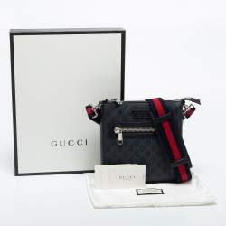 Gucci Black/Grey GG Supreme Messenger Bag