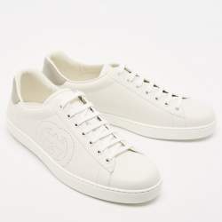 مملوكة مسبقًا Gucci White/Grey Leather Perforated Interlocking G Ace Low Top Sneakers Size 44.5