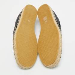 Pre Owned حذاء إسبادريل بدون كعب قماش GG أسود / أزرق وجلد غوتشي مقاس 44.5