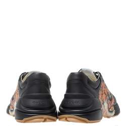 مملوكة مسبقًا حذاء رياضى غوتشى منخفض من الأعلى رايتون نمر جلد أسود مقاس 40