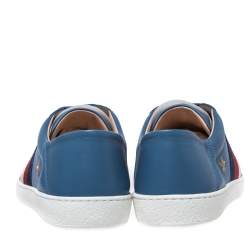 مملوكة مسبقًا حذاء رياضي غوتشي "ايس" رباط علوي مطرز نحل و نجوم جلد أزرق مقاس 43