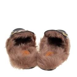 مملوكة مسبقًا حذاء سلايد غوتشي برينستون فرو وجلد أسود مطرز نمر مقاس 40