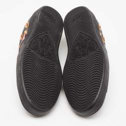 Pre Owned حذاء رياضي غوتشي إيس جلد نقشة الثعبان أسود بعنق منخفض مقاس 42