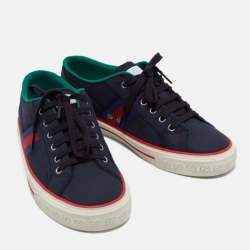 مملوكة مسبقًا حذاء رياضي غوتشي تنس كانفاس أزرق مزين ويب بعنق منخفض مقاس 41.5