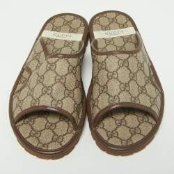 Pre Owned Gucci Brown/Beige GG Supreme Canvas Slides Size 39