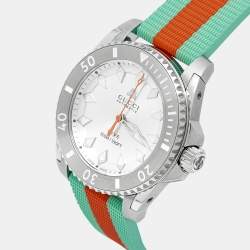 Gucci Silver Stainless Steel Rubber Dive YA136351 Men's Wristwatch 40 mm