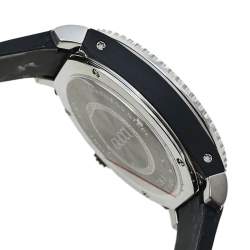Gucci Black Stainless Steel Snake Motif Dive YA136323 Men's Wristwatch 40 mm