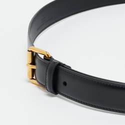مملوكة م�سبقًا Gucci Buckle 105 CM Belt Black Leather