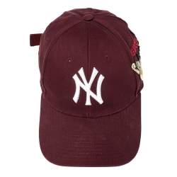 Pre Owned قبعة بيسبول غوتشي رقعة أن واي يانكيز أبليك فراشعة عنابية