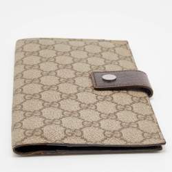 Pre Owned Gucci Beige/Ebony GG Supreme Canvas and Leather Passport Holder