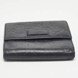 Pre Owned Gucci Black Microguccissima Leather Logo Trifold Wallet