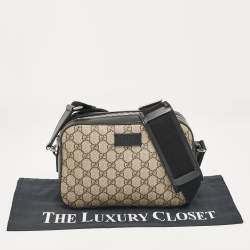 Pre Owned Gucci Black/Beige GG Supreme Canvas and Leather Camera Messenger Bag