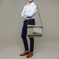 Gucci Dark Brown/Beige GG Supreme Canvas Messenger Bag