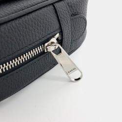 Gucci Black Leather Jumbo Gg Pouch Bag