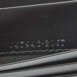 Pre Owned Gucci Black Guccissima Leather Flap Card Case