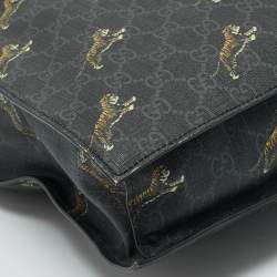 Pre Owned Gucci Black GG Supreme Canvas Tiger Print Vertical Tote