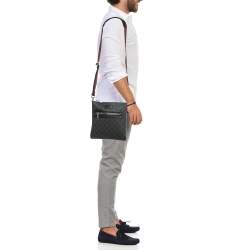 مملوكة مسبقًا Gucci Small Black GG Supreme Canvas Messenger Bag