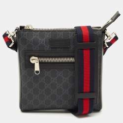 مملوكة مسبقًا Gucci Small Black GG Supreme Canvas Messenger Bag