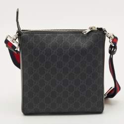 مملوكة مسبقًا Gucci Small Black GG Supreme Canvas Messenger Bag