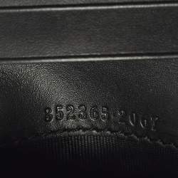 مملوكة مسبقًا حافظة بطاقات غوتشي ثنائية الطية جلد غوتشيسيما أسود