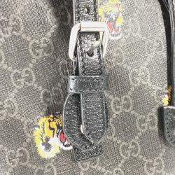 Pre Owned حقيبة ظهر غوتشي متوسطة بشعار جي متشابك ونقشة النمر في كانفاس جي جي سوبرم أسود
