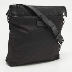 Pre Owned Gucci Black GG Nylon and Leather Messenger Bag