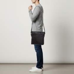 Pre Owned Gucci Black GG Nylon and Leather Messenger Bag