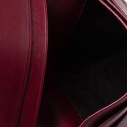 Pre Owned محفظة بطاقات غوتشي جلد مايكروغوتشيسيما عنابي ثنائية الطي