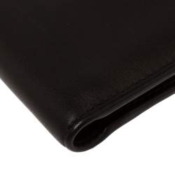 مملوكة مسبقًا Gucci Black Leather GG Marmont Bifold Wallet